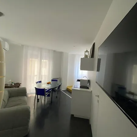 Apartment Casa Genia A Due Passi Dal Teatro Greco *